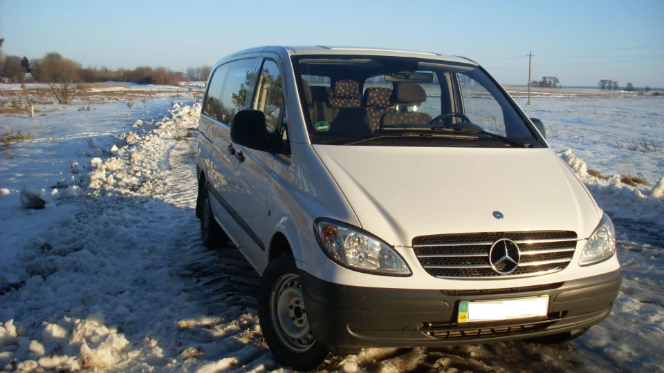 Mercedes-Benz Vito 2