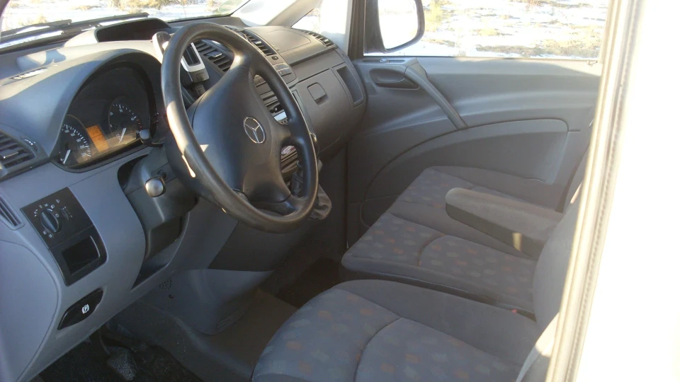 Mercedes-Benz Vito 4