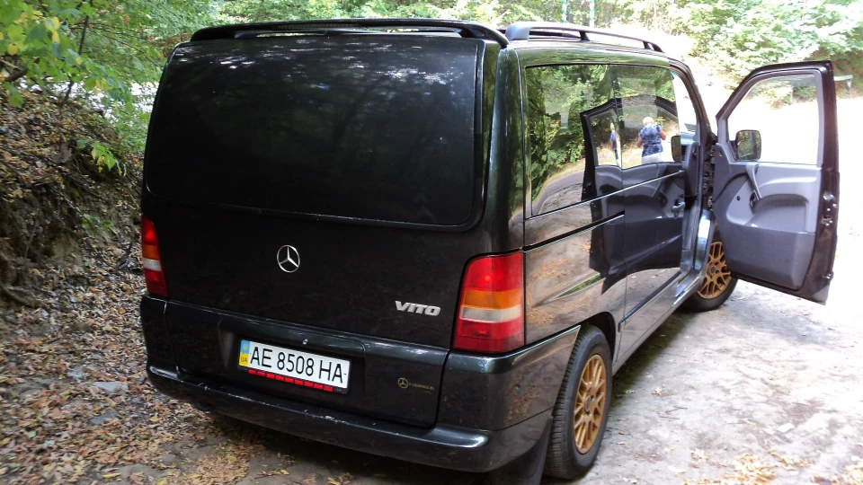 Mercedes-Benz Vito 4