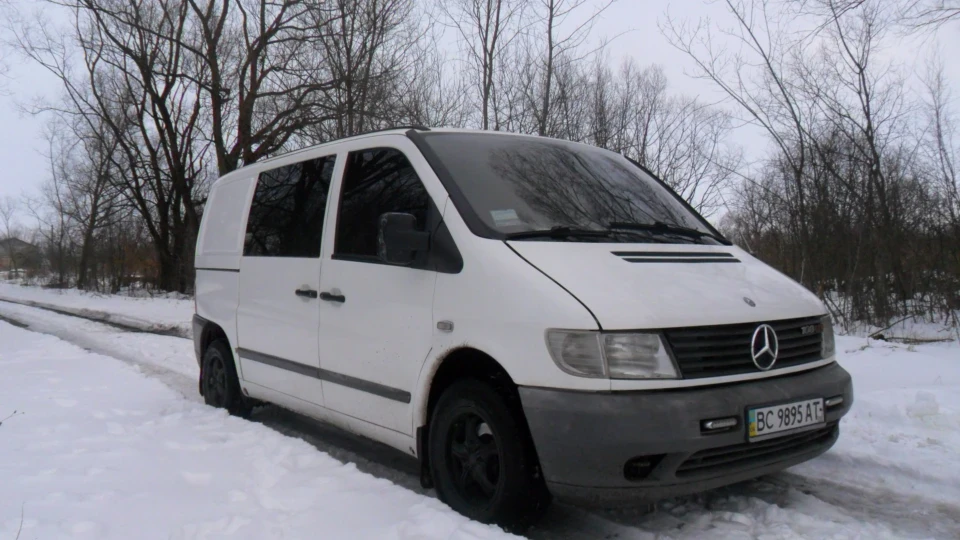 Mercedes-Benz Vito 4