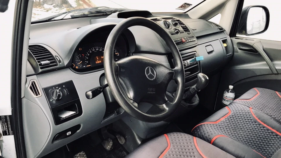 Mercedes-Benz Vito 4