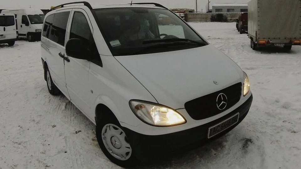 Mercedes-Benz Vito 2