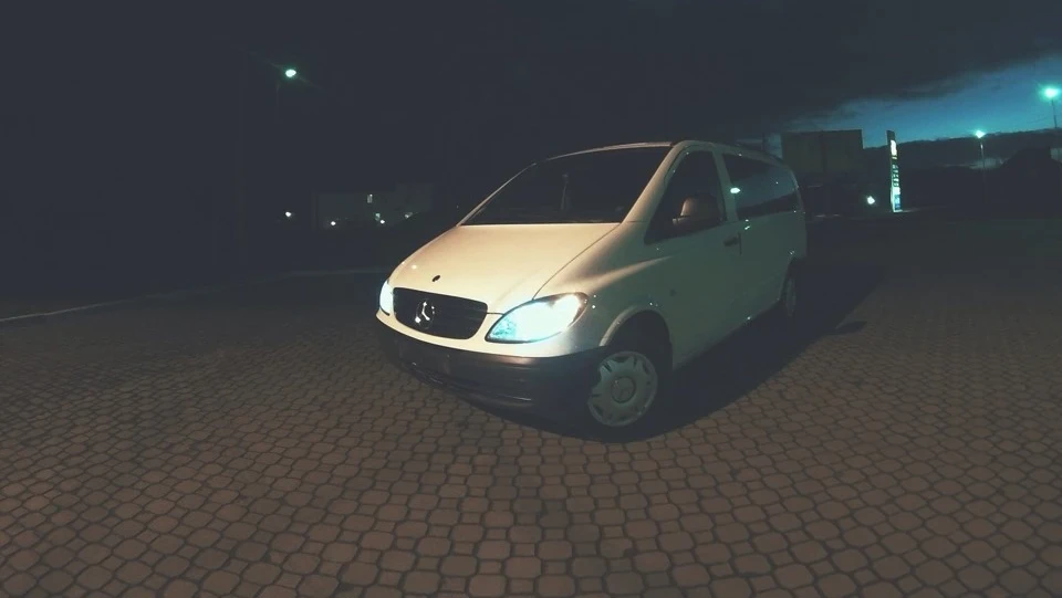 Mercedes-Benz Vito 4