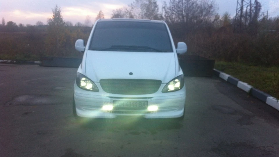 Mercedes-Benz Vito 4