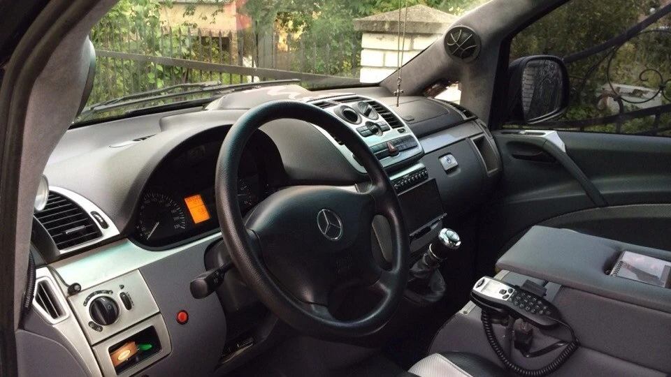 Mercedes-Benz Vito 4