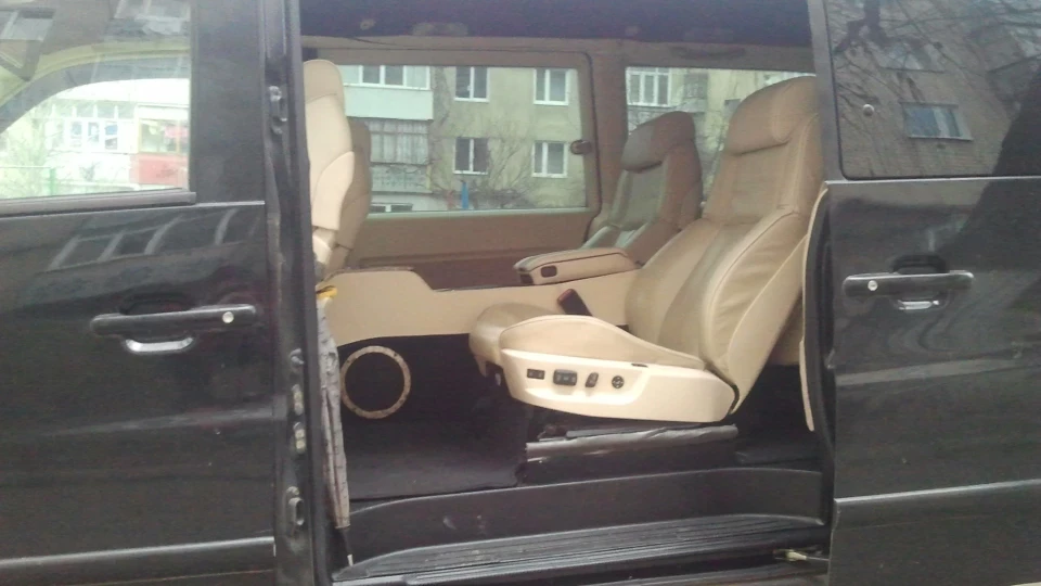 Mercedes-Benz Vito 2