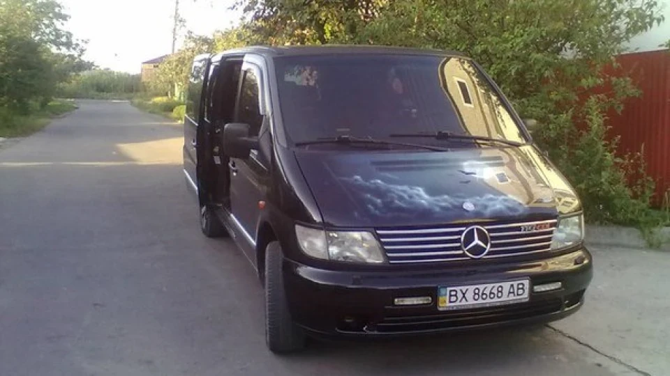 Mercedes-Benz Vito 2