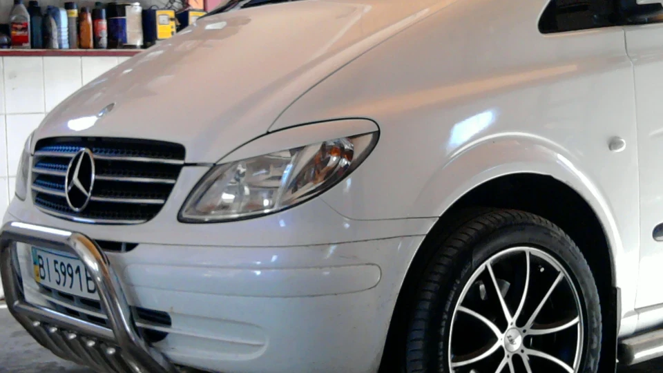 Mercedes-Benz Vito 2