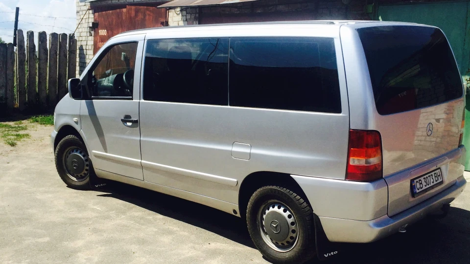 Mercedes-Benz Vito 2