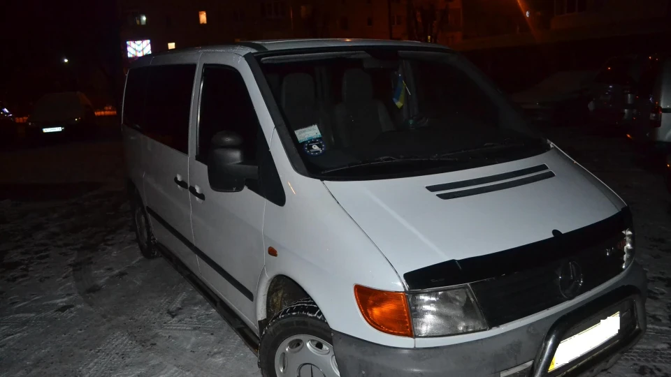 Mercedes-Benz Vito 4