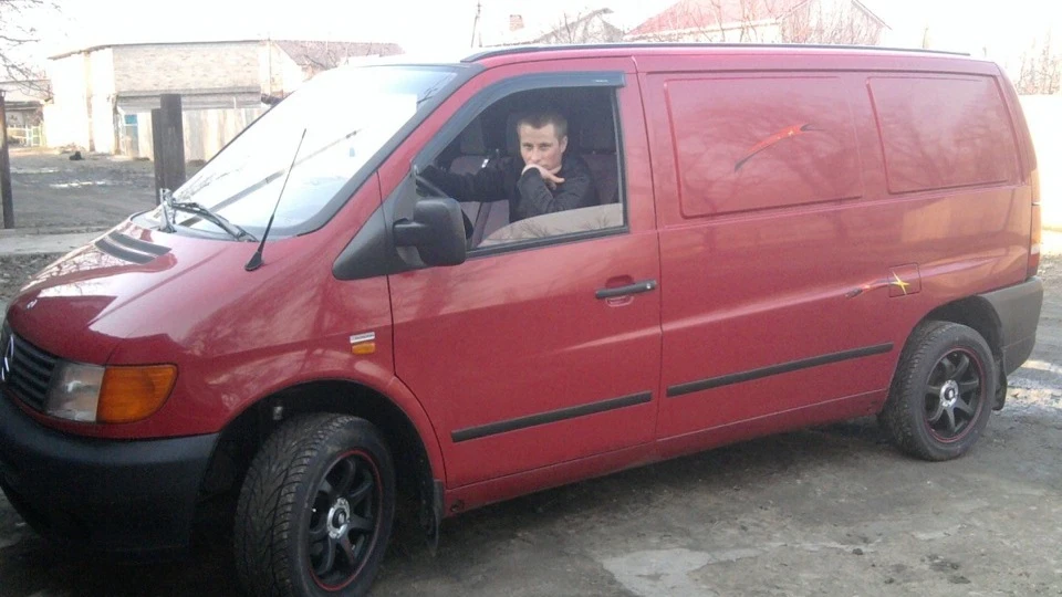 Mercedes-Benz Vito 4
