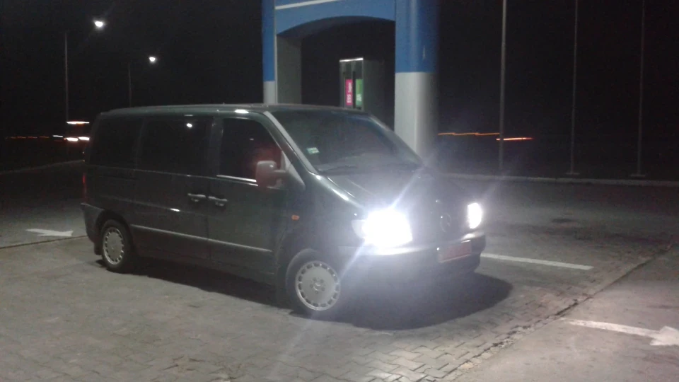 Mercedes-Benz Vito 4