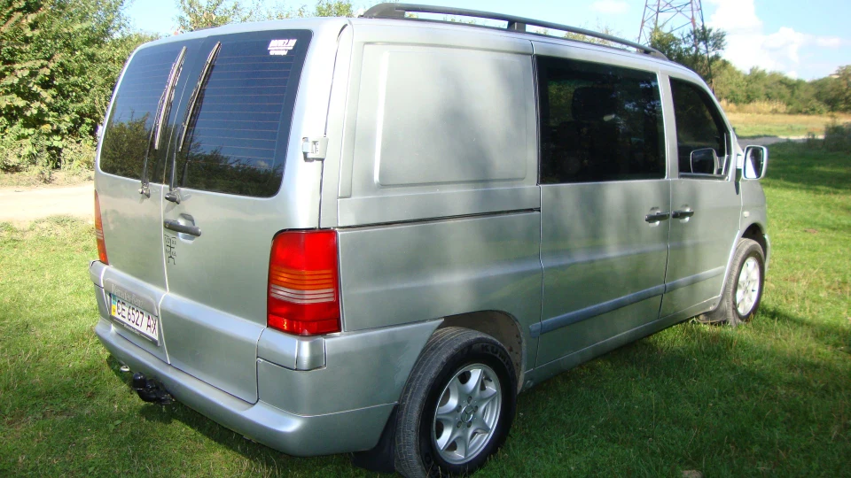 Mercedes-Benz Vito 4