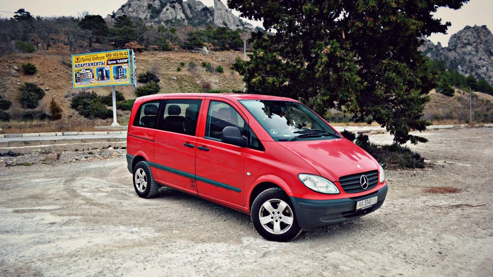 Mercedes-Benz Vito 2