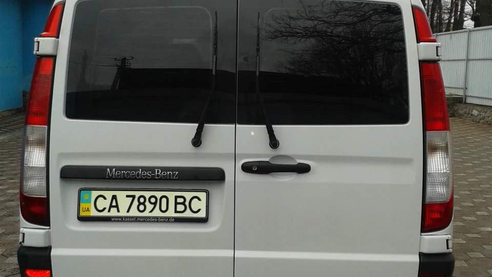 Mercedes-Benz Vito 4