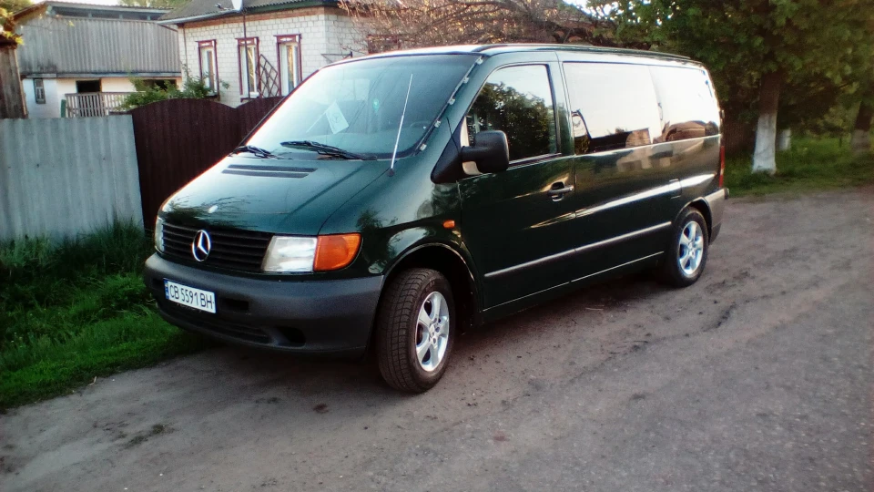 Mercedes-Benz Vito 2