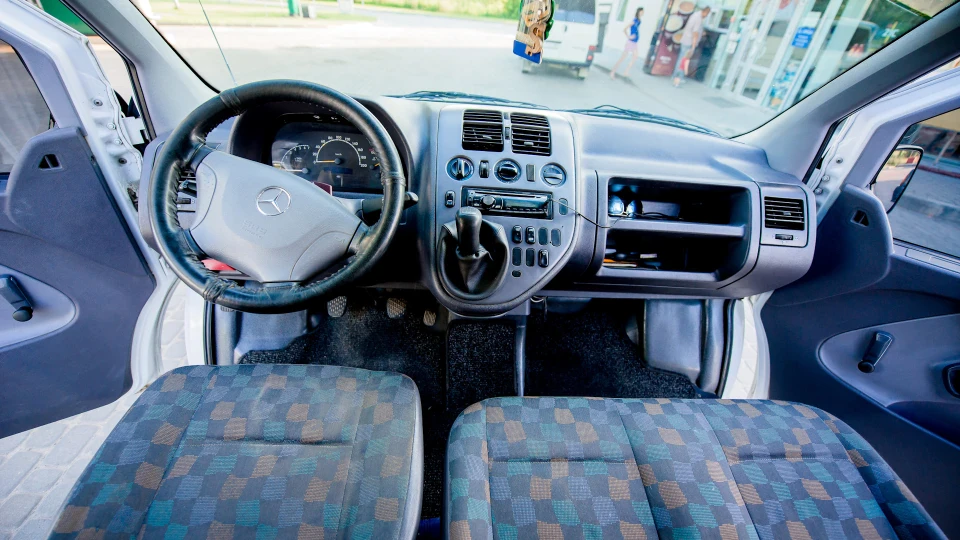 Mercedes-Benz Vito 4
