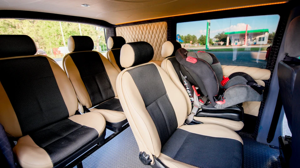 Mercedes-Benz Vito 5