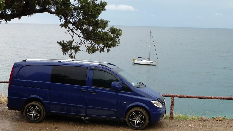 Mercedes-Benz Vito 4