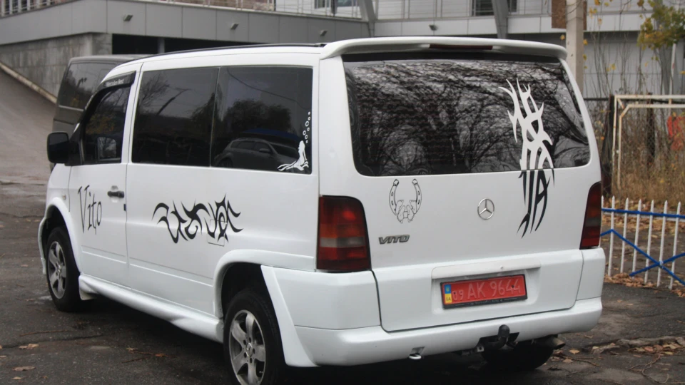 Mercedes-Benz Vito 4