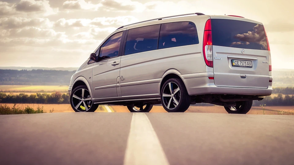 Mercedes-Benz Vito 3