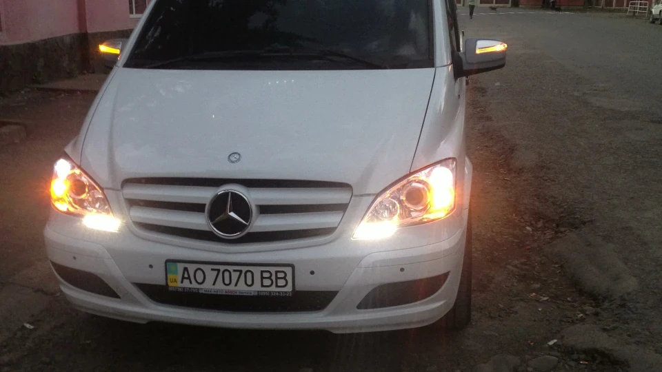 Mercedes-Benz Vito 4