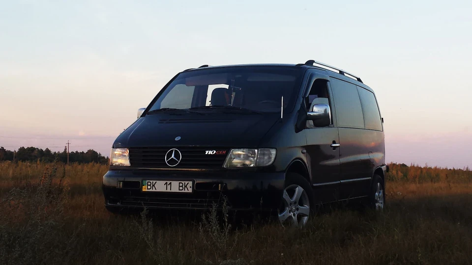 Mercedes-Benz Vito 2