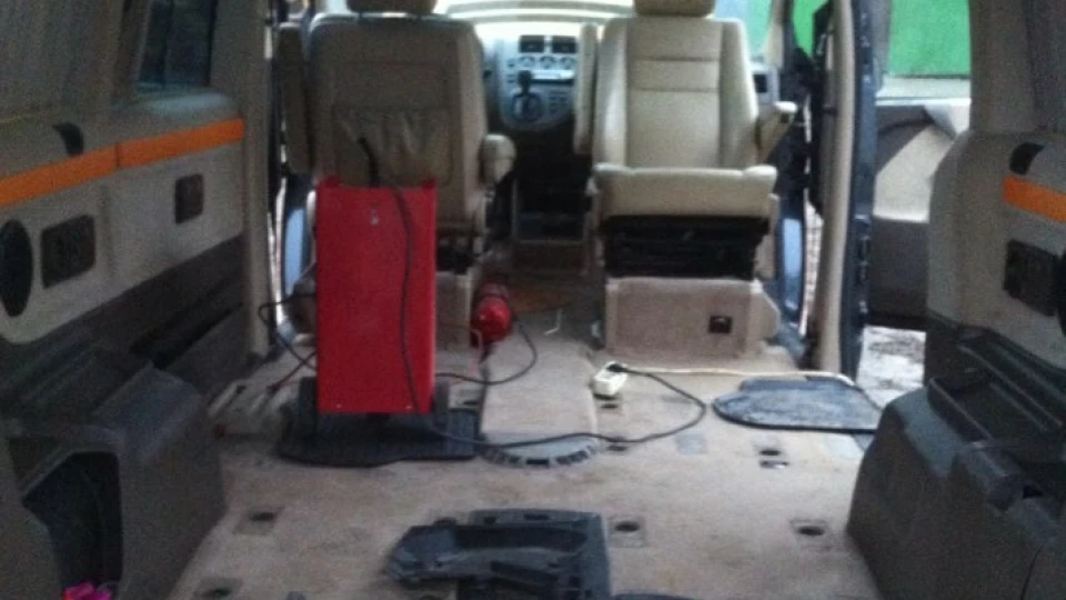Mercedes-Benz Vito 2