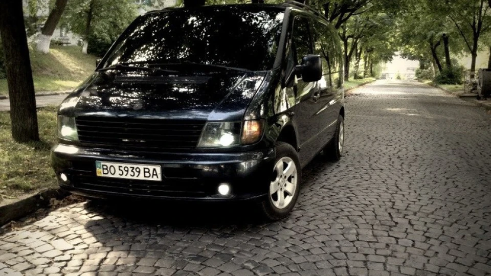 Mercedes-Benz Vito 2