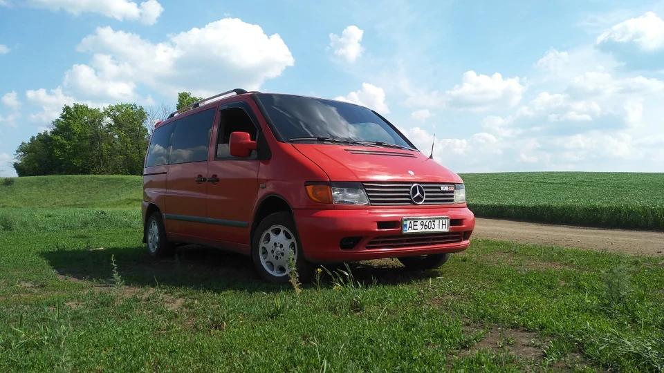 Mercedes-Benz Vito 2