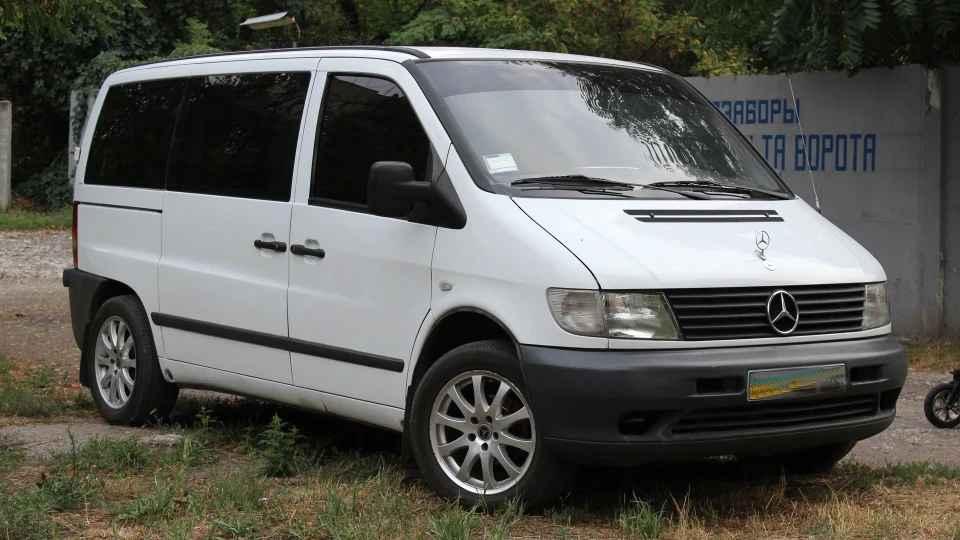 Mercedes-Benz Vito 2