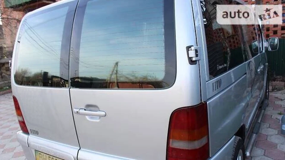 Mercedes-Benz Vito 5