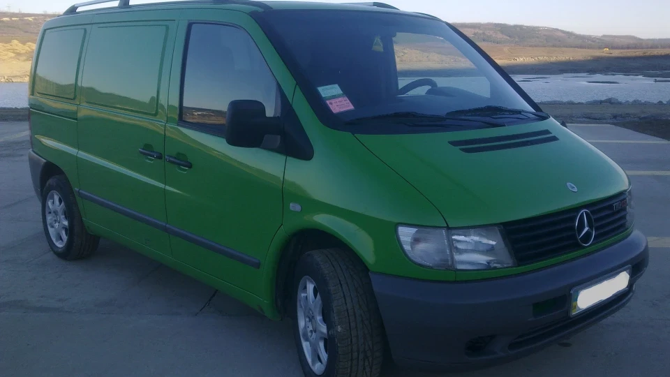 Mercedes-Benz Vito 2