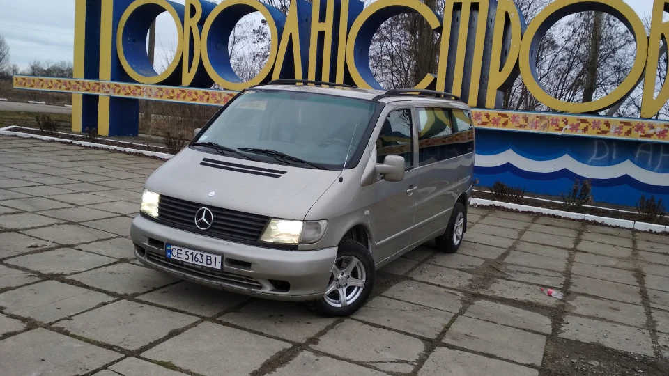 Mercedes-Benz Vito 2