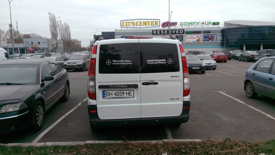 Mercedes-Benz Vito 4