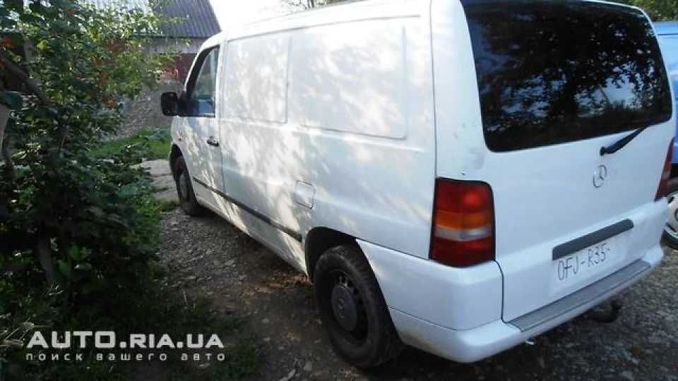 Mercedes-Benz Vito 2