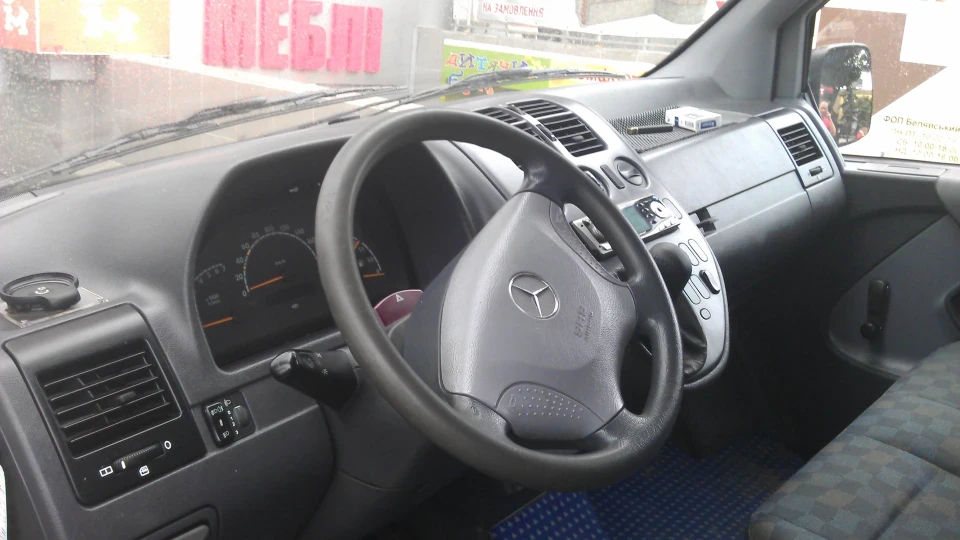 Mercedes-Benz Vito 5