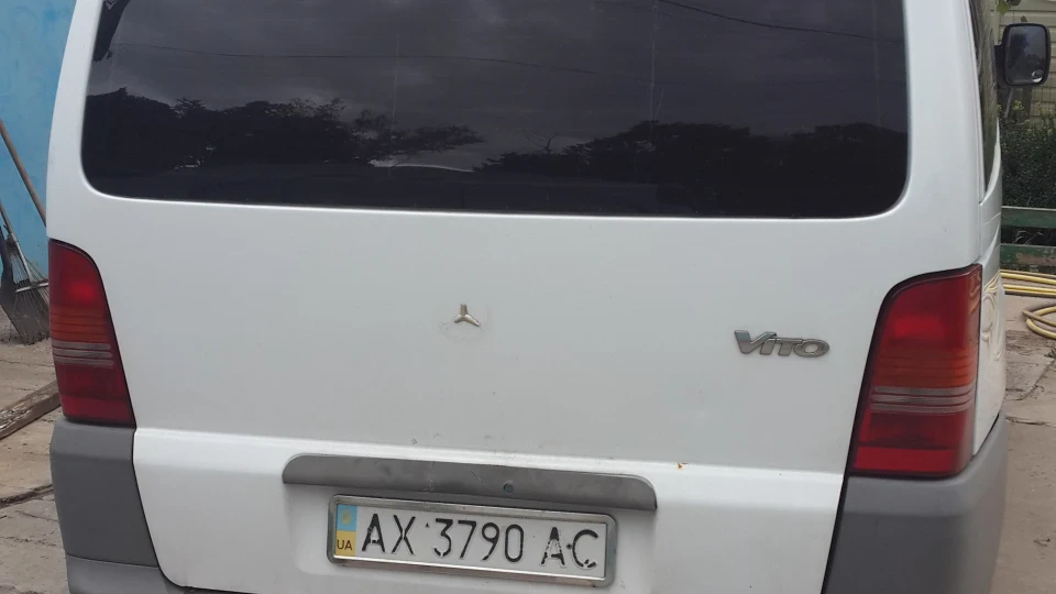 Mercedes-Benz Vito 108 D 2