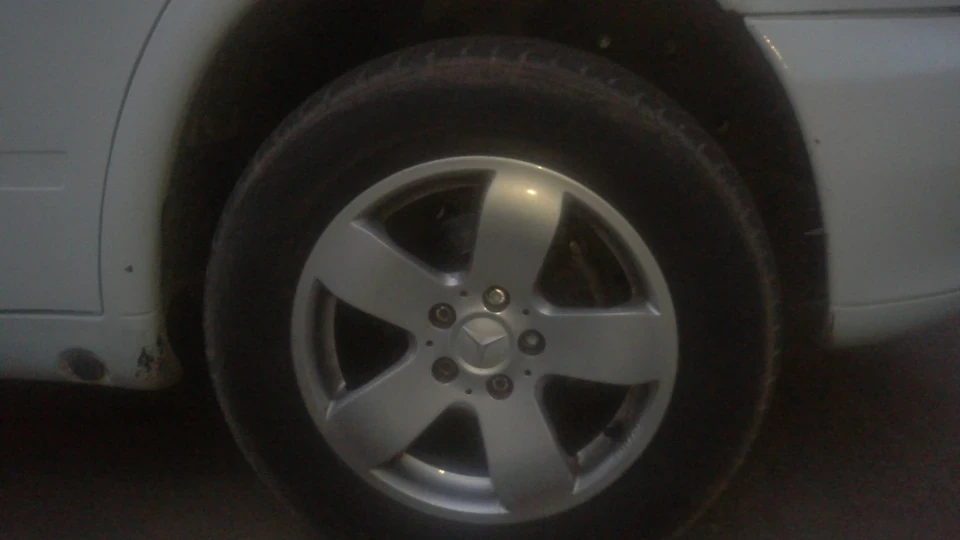 Mercedes-Benz Vito 108D 2