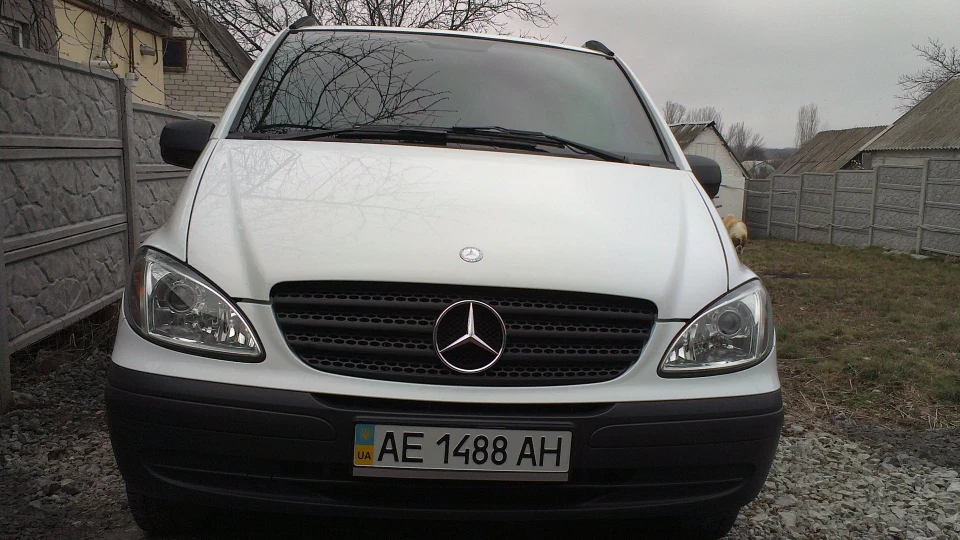 Mercedes-Benz Vito 109 Mixto 2