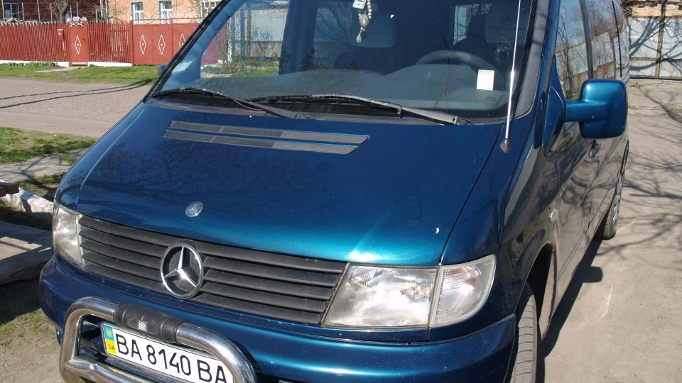 Mercedes-Benz Vito 110 TD 2