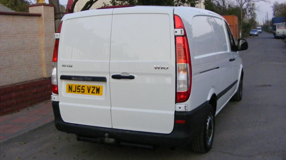 Mercedes-Benz Vito 111 CDI 2