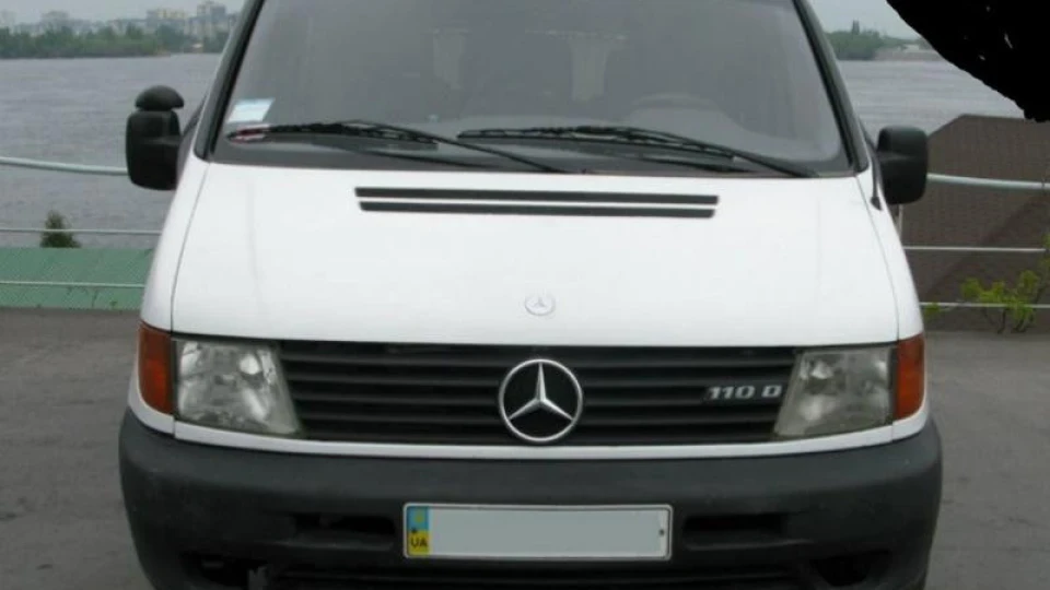 Mercedes-Benz Vito 112 2