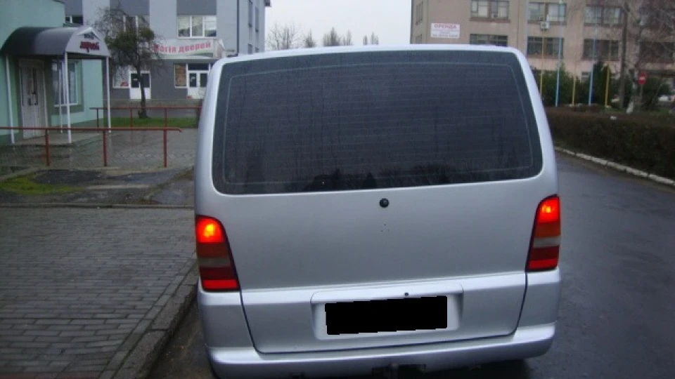 Mercedes-Benz Vito 112 2