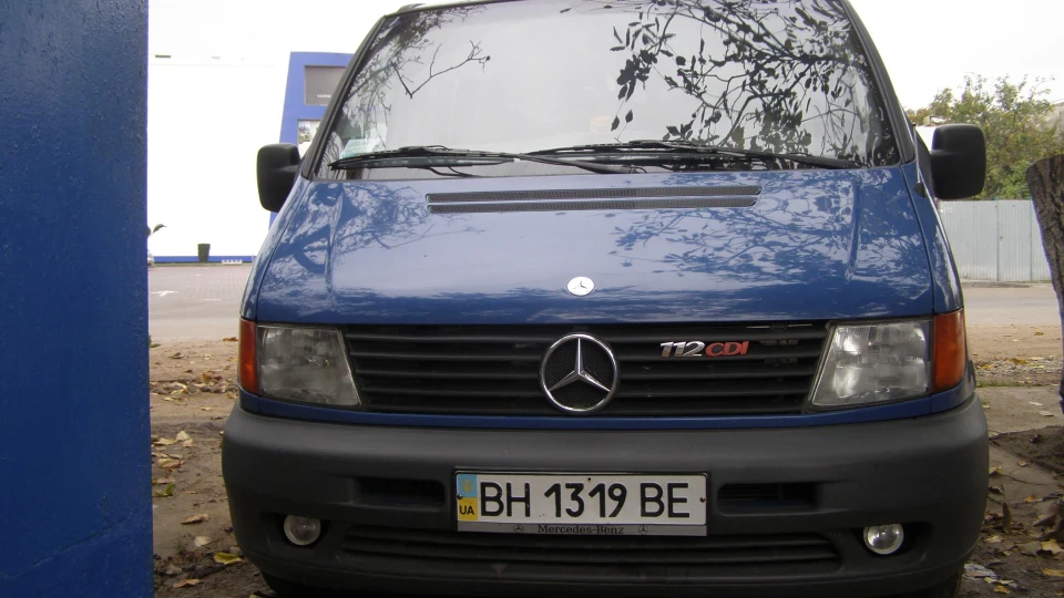 Mercedes-Benz Vito 112 2