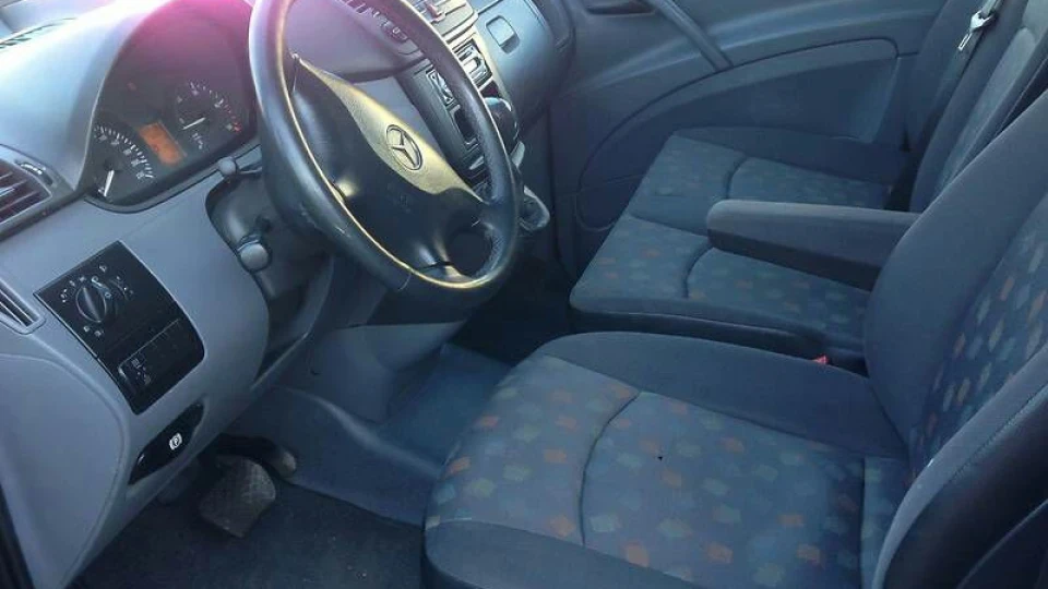 Mercedes-Benz Vito 120 2