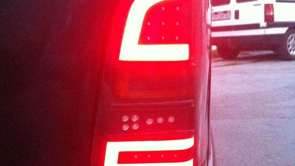 Mercedes-Benz Vito Bad Bunny 4