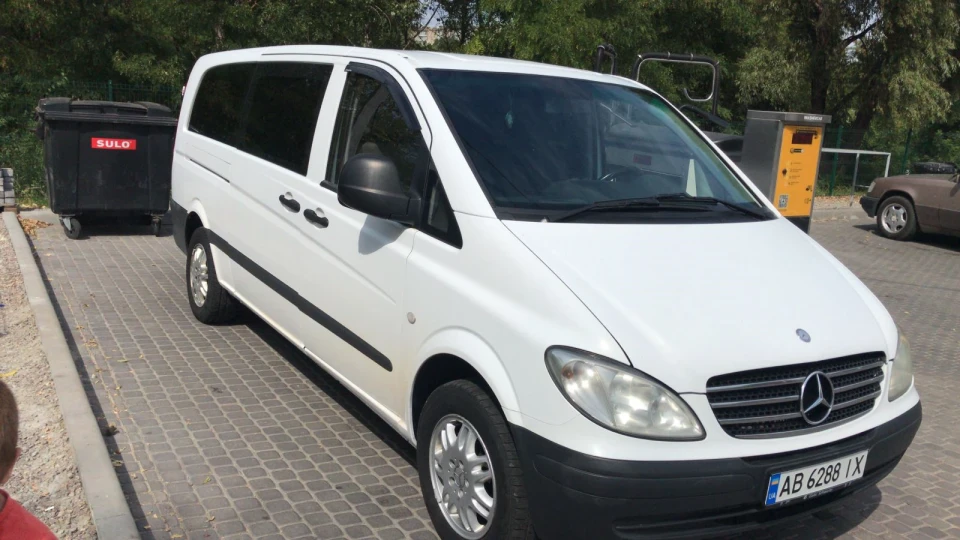 Mercedes-Benz Vito Білий бадьорий Вітек
