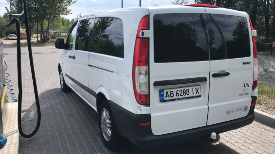 Mercedes-Benz Vito Білий бадьорий Вітек 2