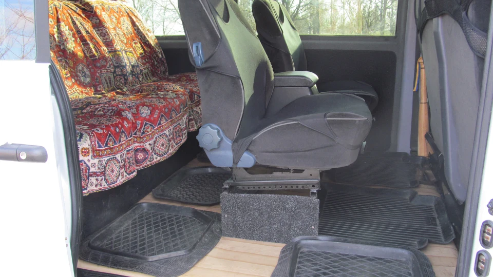 Mercedes-Benz Vito Білий Вогняний кінь 4